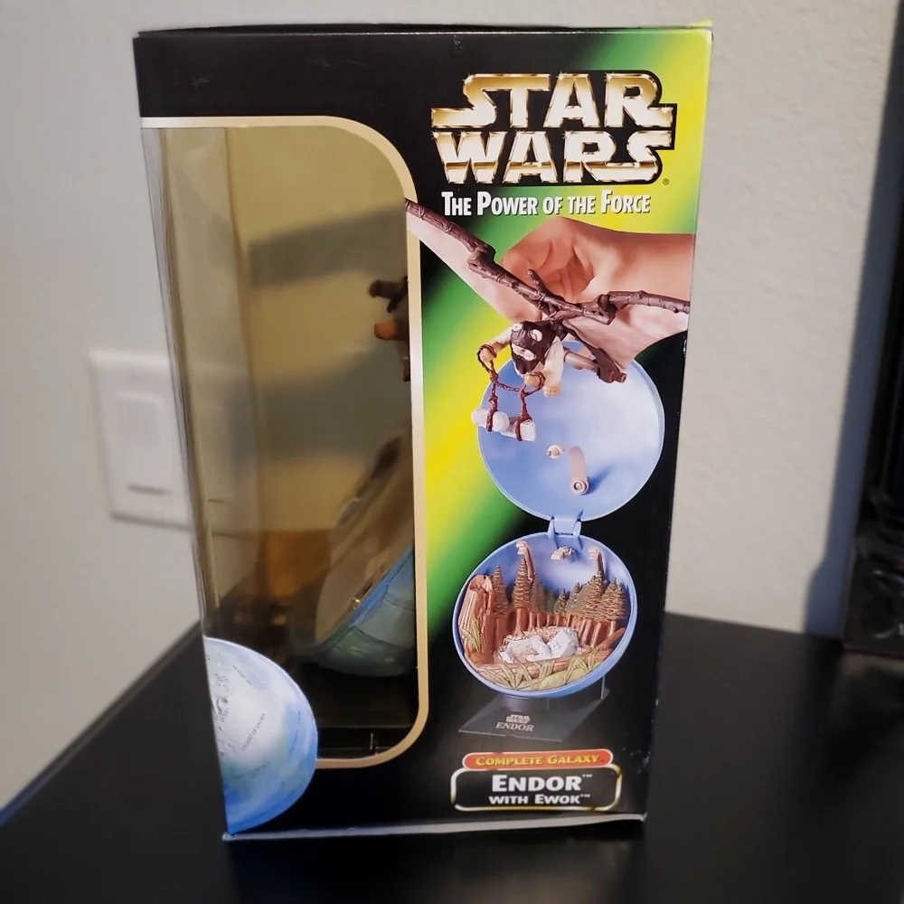 POTF Star Wars Endor with Ewok 1998 Kenner Hasbro New Box L👀K